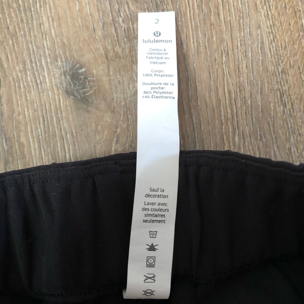 Lululemon On The Fly Pants - Picture 11 of 14